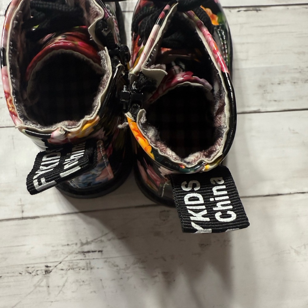 Source Unknown Black and Pink Floral Combat Boots - Picture 6 of 8